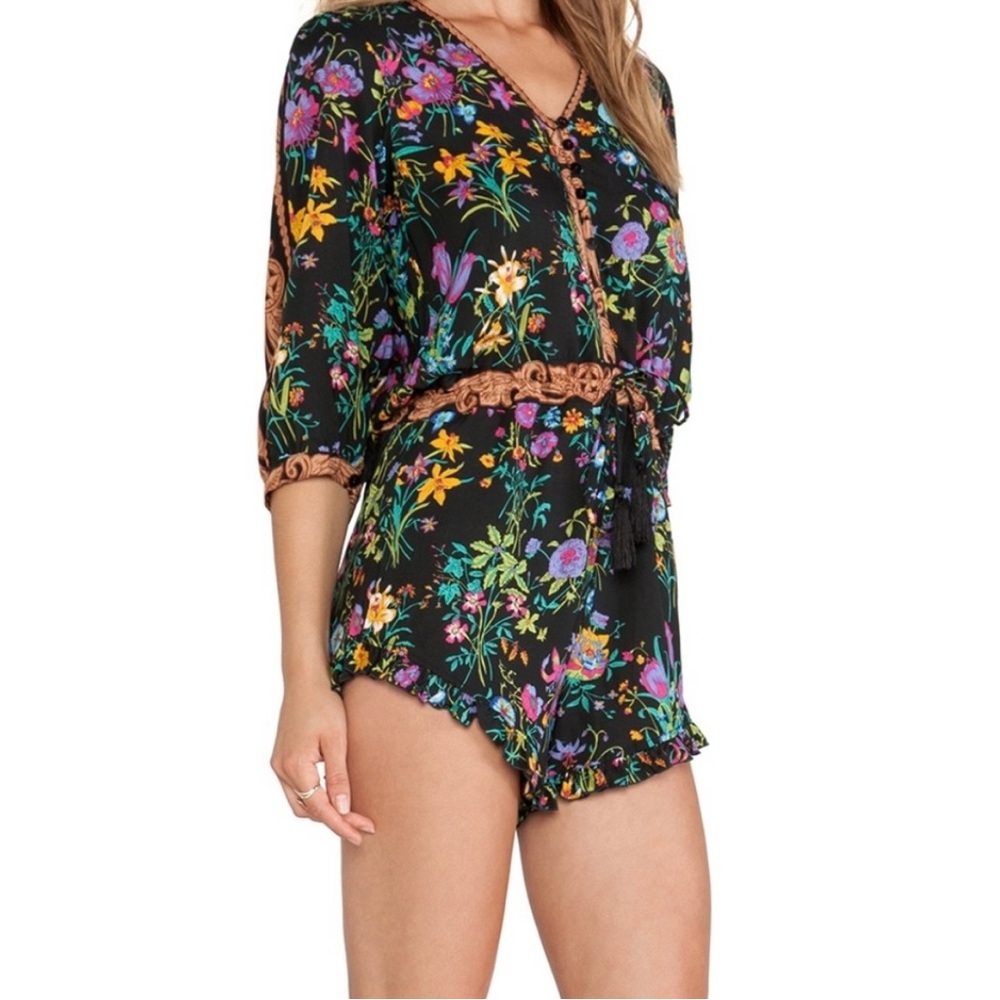 In EUC SPELL AND THE GYPSY romper 🦋🌺💗